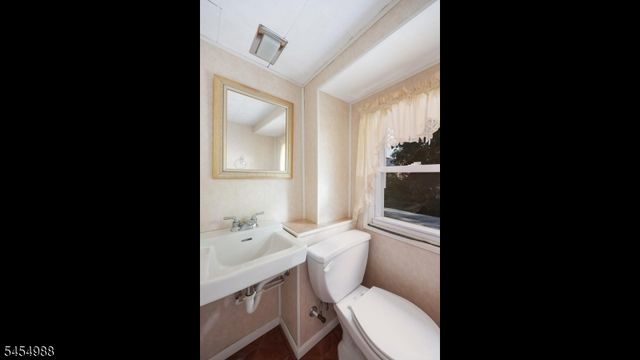 13 Macarthur Ave, Cranford Twp., NJ 07016