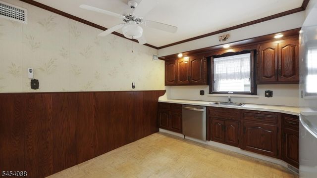 13 Macarthur Ave, Cranford Twp., NJ 07016