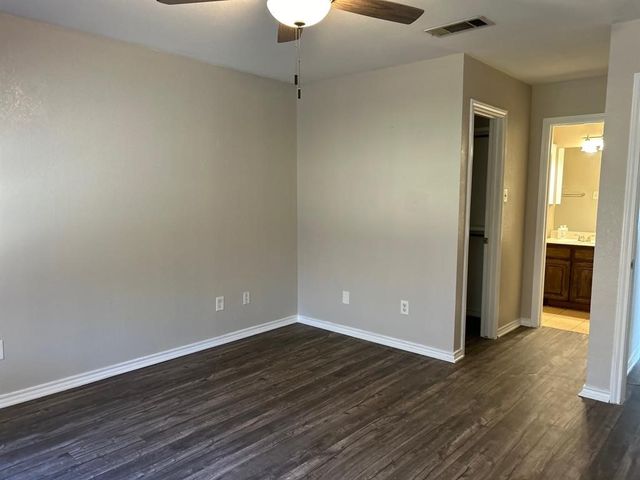 327 Shady Valley Drive, Mansfield, TX 76063