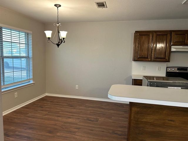 327 Shady Valley Drive, Mansfield, TX 76063