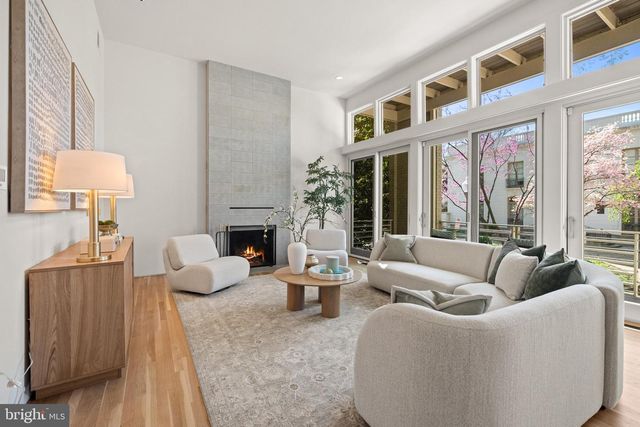 2319 BANCROFT PL NW, Washington, DC 20008