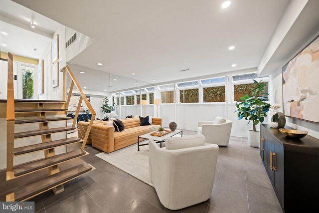 2319 BANCROFT PL NW, Washington, DC 20008