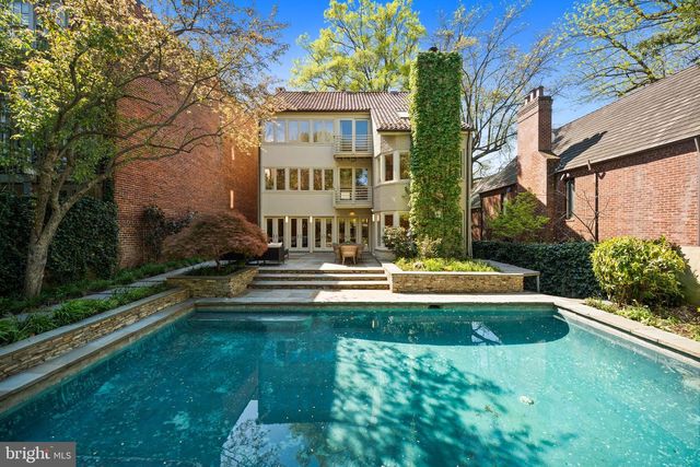 2319 BANCROFT PL NW, Washington, DC 20008