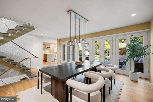2319 BANCROFT PL NW, Washington, DC 20008