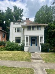 110 N Washington Street, Delaware, OH 43015