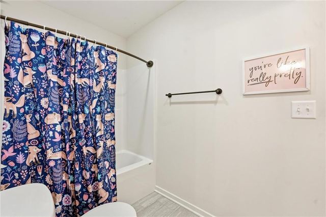 15305 W 172nd Place, Olathe, KS 66062