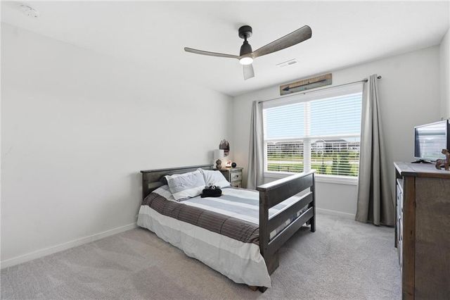 15305 W 172nd Place, Olathe, KS 66062