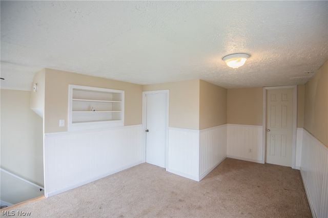 107 Renee Drive, Struthers, OH 44471