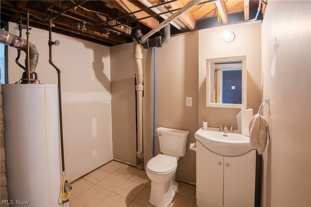 107 Renee Drive, Struthers, OH 44471