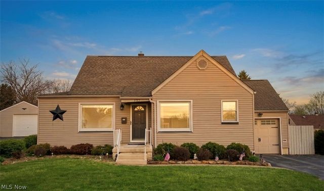 107 Renee Drive, Struthers, OH 44471