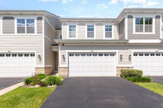 3853 Provenance Way, Northbrook, IL 60062