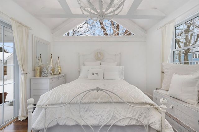 34 North Country Club Drive, Warwick, RI 02888