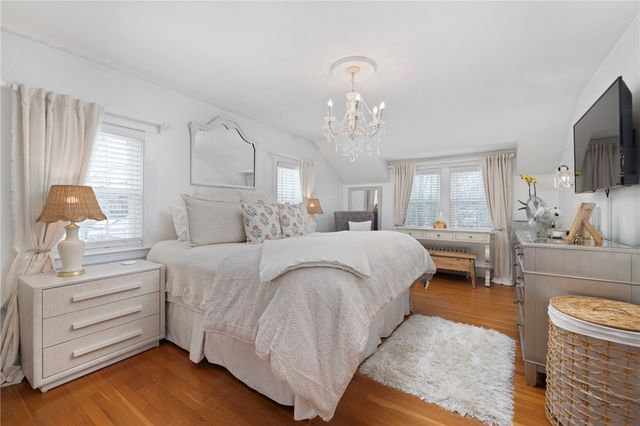 34 North Country Club Drive, Warwick, RI 02888