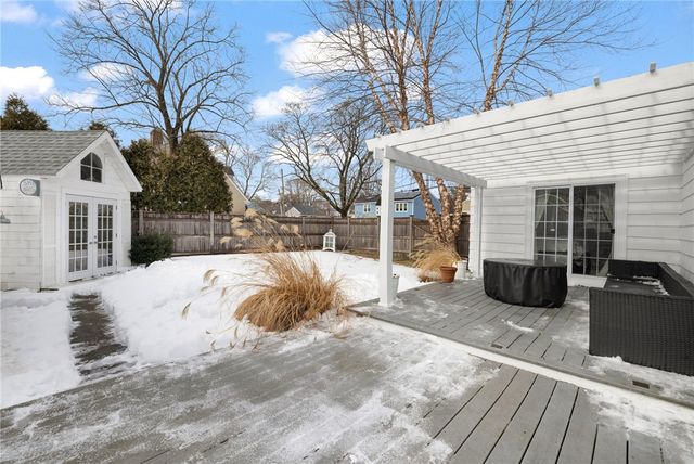 34 North Country Club Drive, Warwick, RI 02888