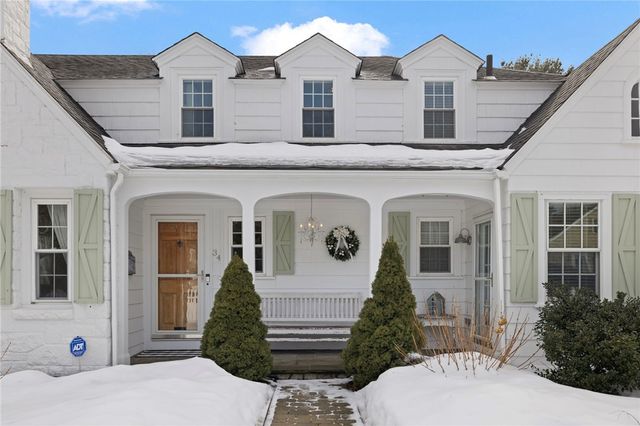 34 North Country Club Drive, Warwick, RI 02888