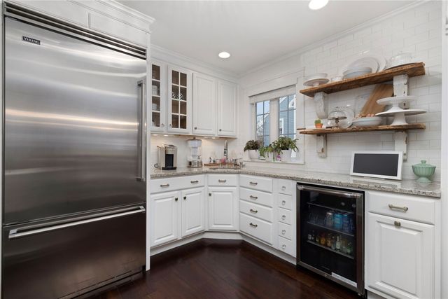 34 North Country Club Drive, Warwick, RI 02888