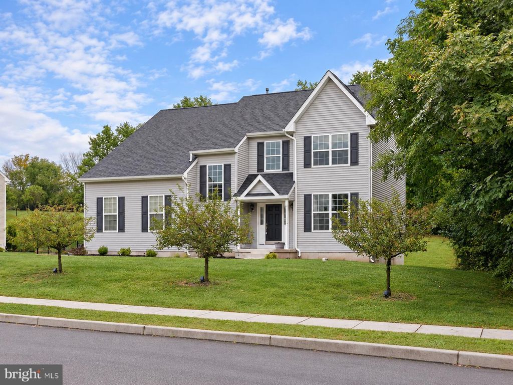 3043 SAMANTHA WAY #LOT 69, Gilbertsville, PA 19525 — exterior