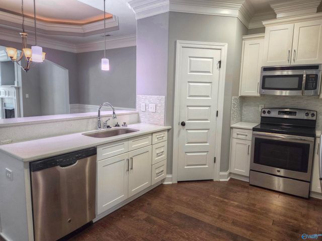 44 Atherton Circle, Huntsville, AL 35824