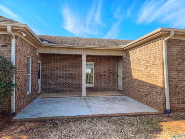 44 Atherton Circle, Huntsville, AL 35824