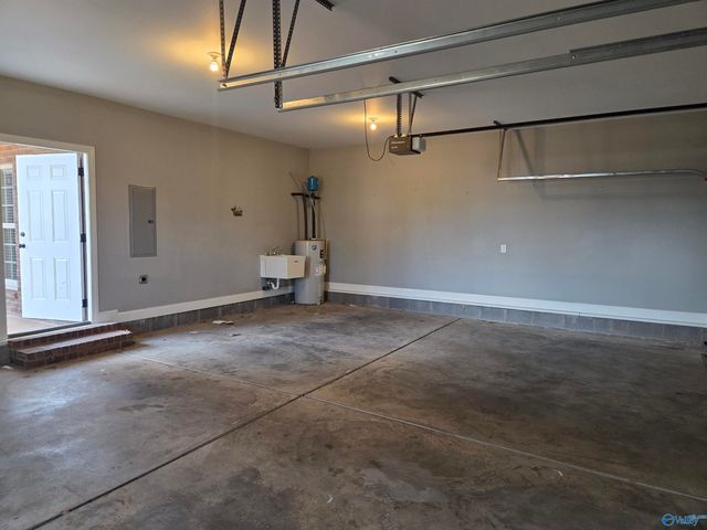 44 Atherton Circle, Huntsville, AL 35824