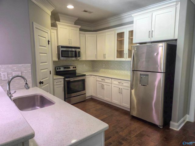 44 Atherton Circle, Huntsville, AL 35824