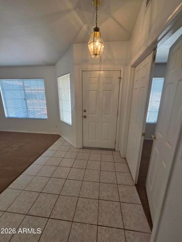 2925 E BLACKHAWK Drive, Phoenix, AZ 85050