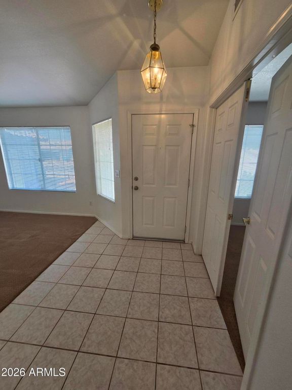 2925 E BLACKHAWK Drive, Phoenix, AZ 85050 — photo 2