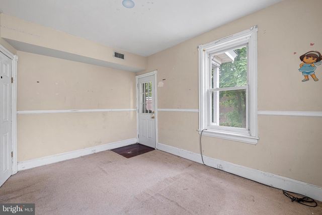 2400 N MADISON ST, Wilmington, DE 19802