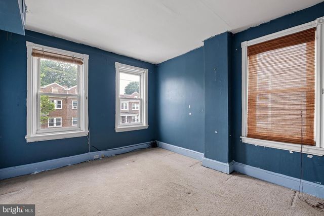 2400 N MADISON ST, Wilmington, DE 19802