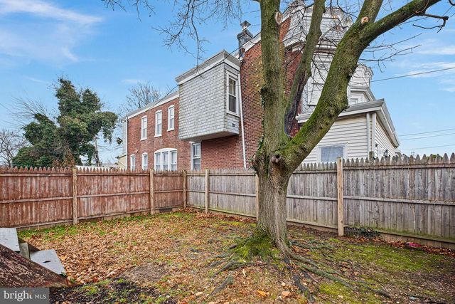 2400 N MADISON ST, Wilmington, DE 19802
