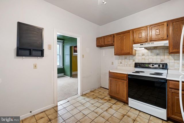 2400 N MADISON ST, Wilmington, DE 19802