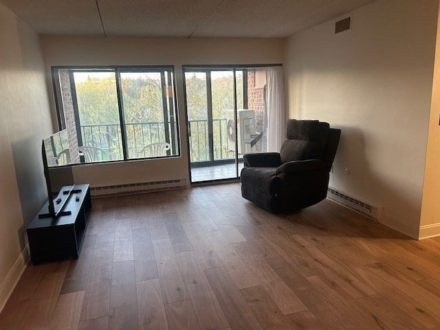 51 Melrose St 4D, Melrose, MA 02176