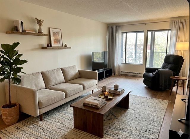 51 Melrose St 4D, Melrose, MA 02176