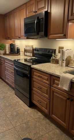 51 Melrose St 4D, Melrose, MA 02176