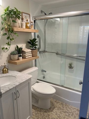 51 Melrose St 4D, Melrose, MA 02176