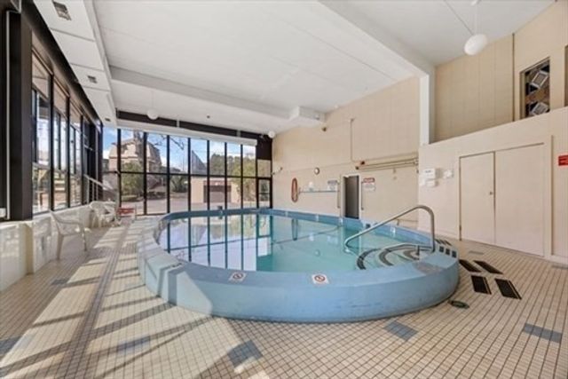 51 Melrose St 4D, Melrose, MA 02176