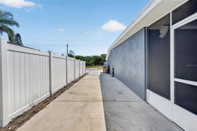 1330 S SHORE DRIVE, St Cloud, FL 34771
