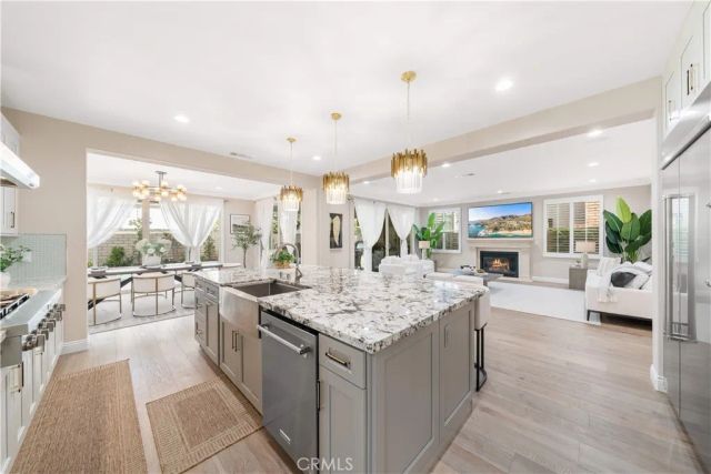 27 Gillman Street, Irvine, CA 92612