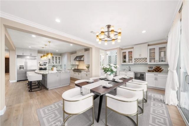 27 Gillman Street, Irvine, CA 92612