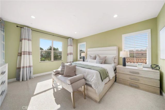 27 Gillman Street, Irvine, CA 92612