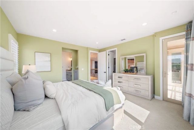 27 Gillman Street, Irvine, CA 92612