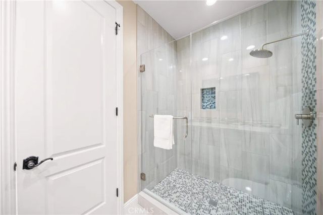 27 Gillman Street, Irvine, CA 92612