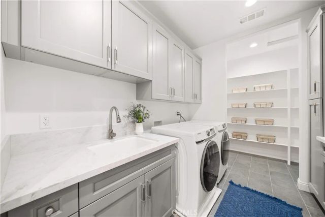 27 Gillman Street, Irvine, CA 92612