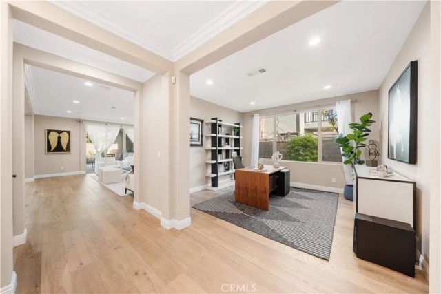 27 Gillman Street, Irvine, CA 92612