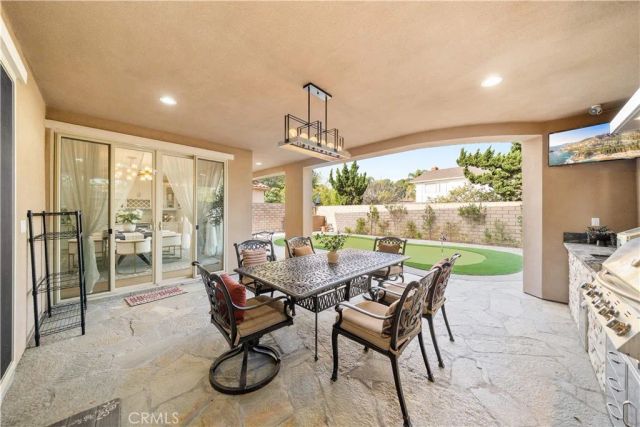 27 Gillman Street, Irvine, CA 92612