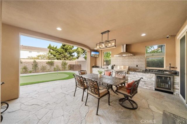 27 Gillman Street, Irvine, CA 92612