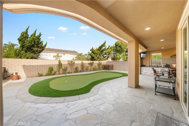 27 Gillman Street, Irvine, CA 92612