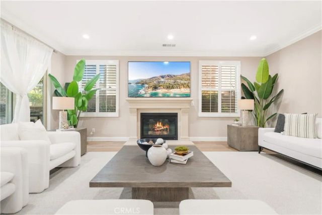 27 Gillman Street, Irvine, CA 92612