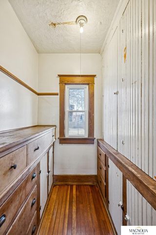 1310 S 10th Street, Lincoln, NE 68502