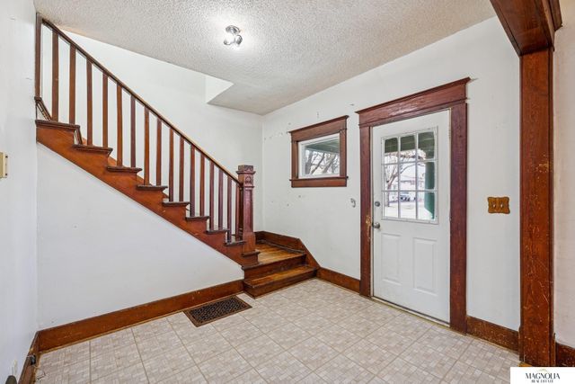 1310 S 10th Street, Lincoln, NE 68502